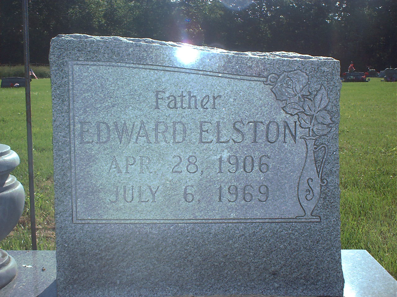 Edward Elston  Batey headstone