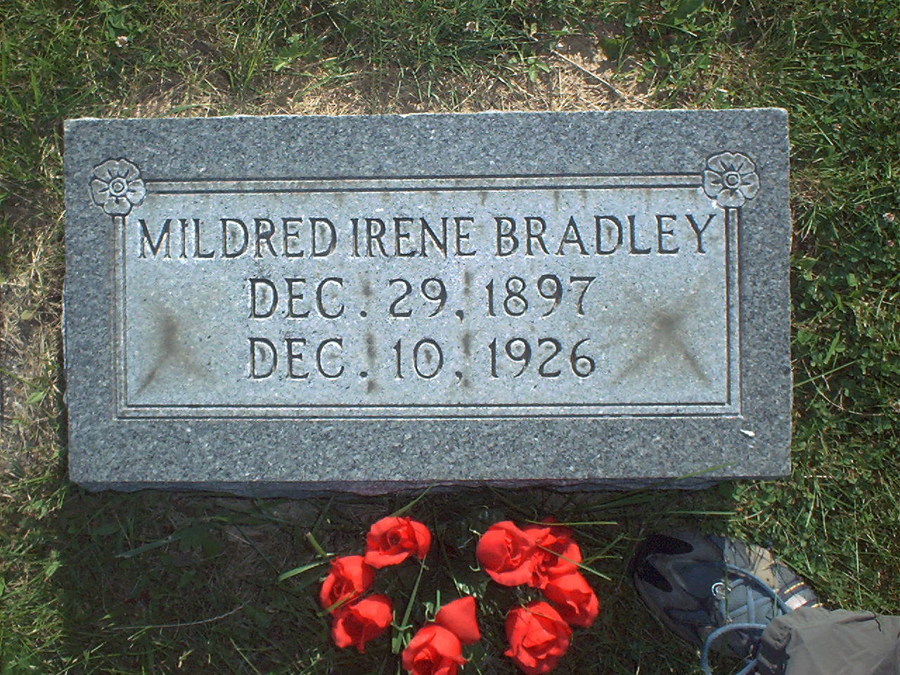 Mildred Irene Bradley headstone