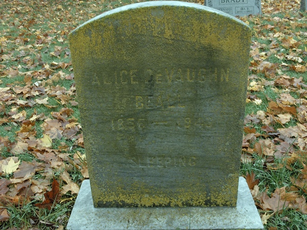 Alice DeVaughn Beall headstone