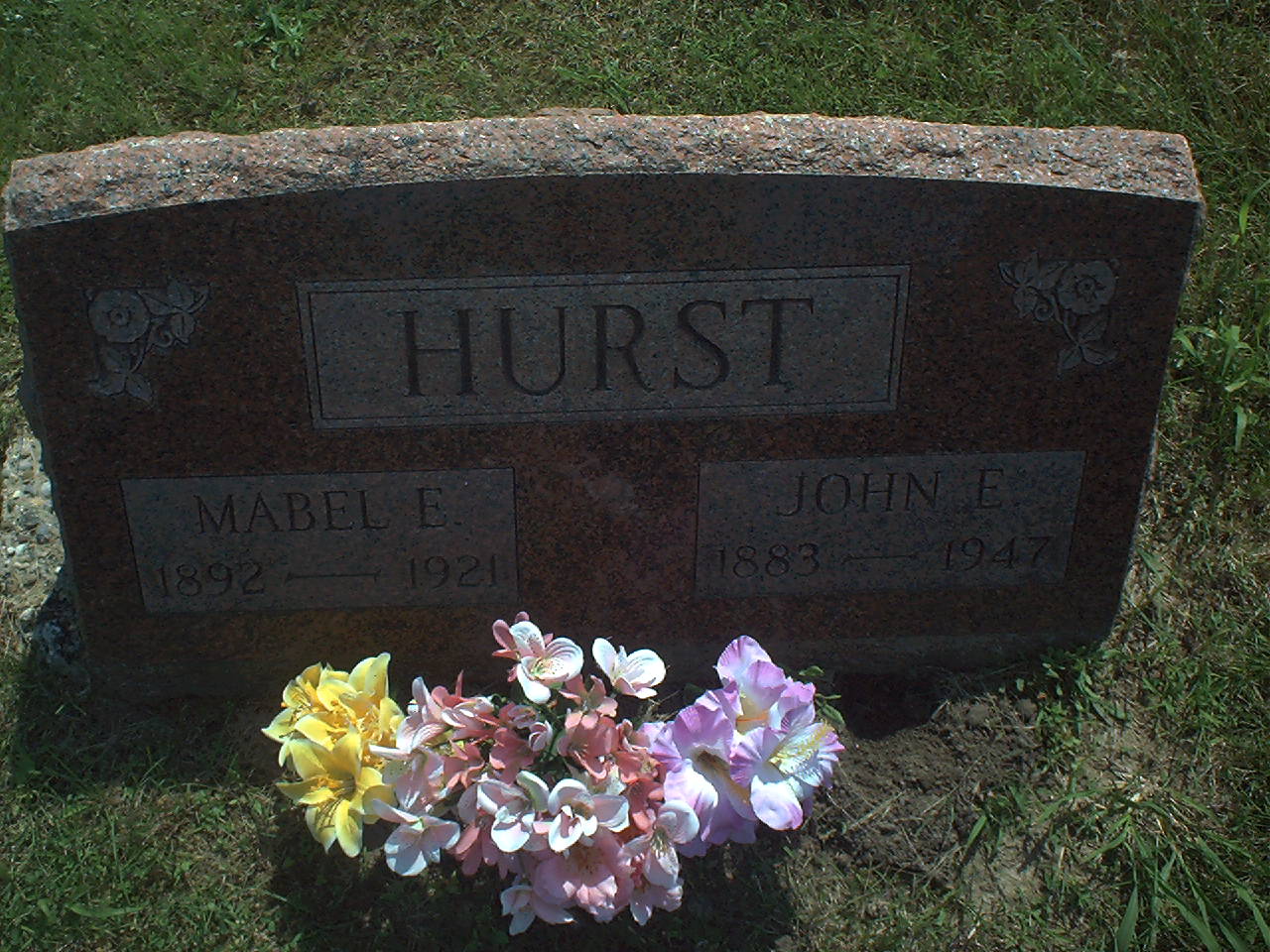 Mabel E. Hurst headstone