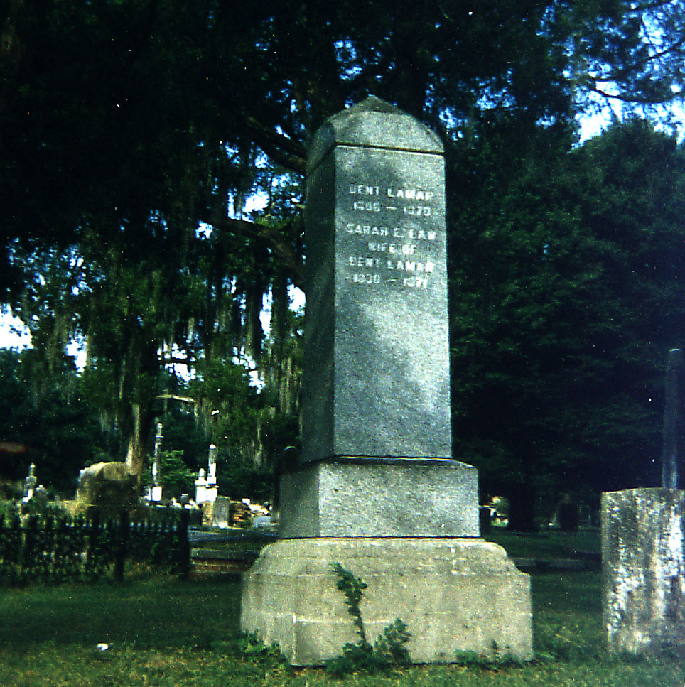 Dent Lamar headstone