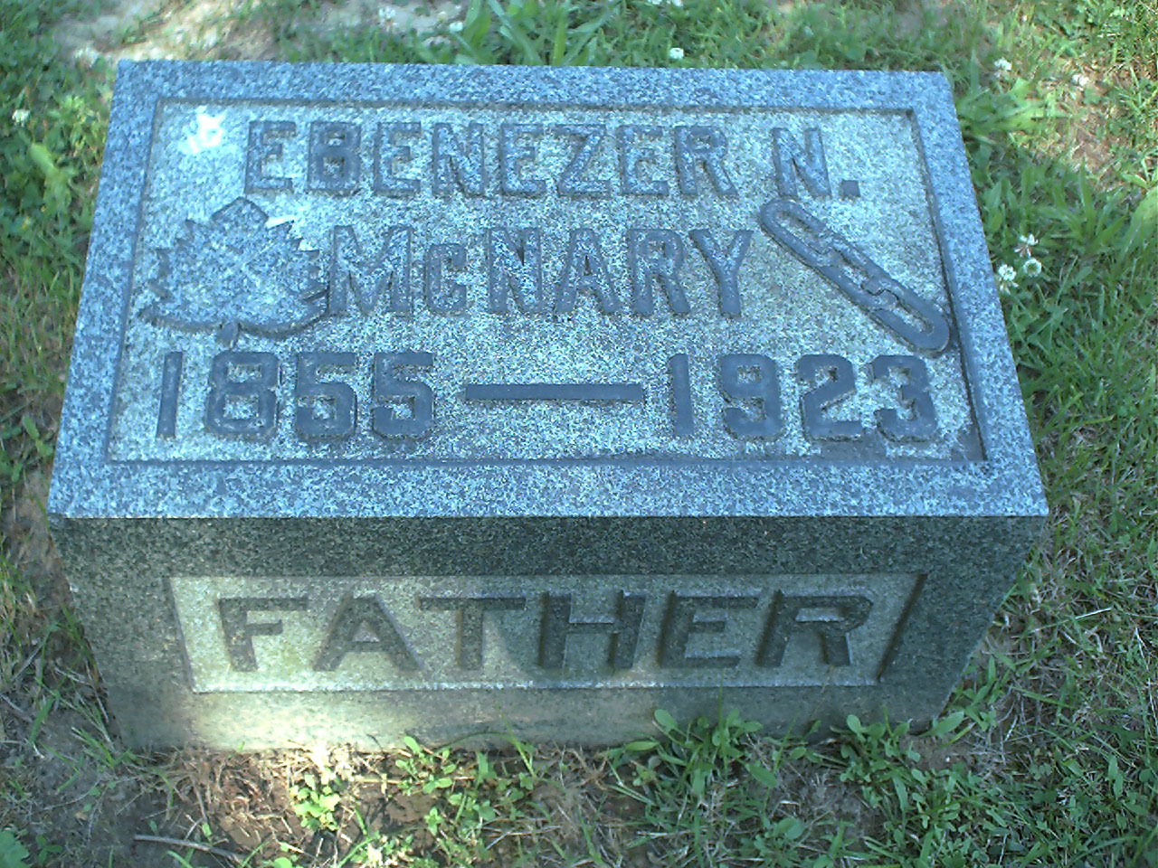 Ebenezer McNary headstone