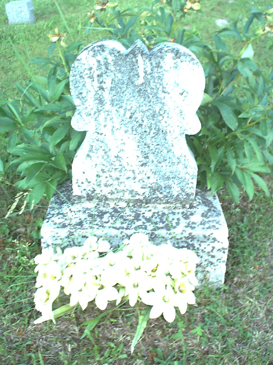 Emma A. McNary headstone