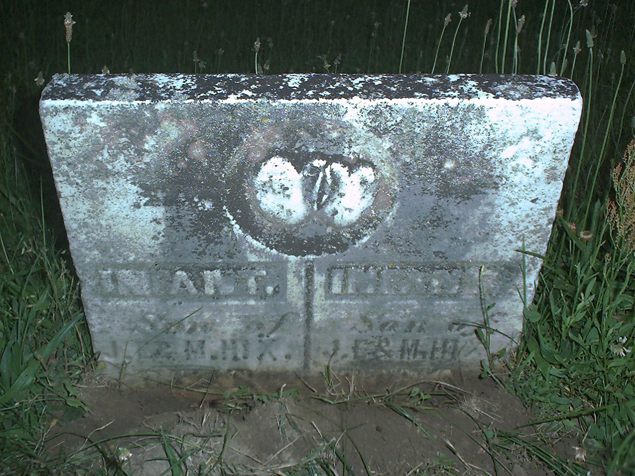 Infant Hix headstone